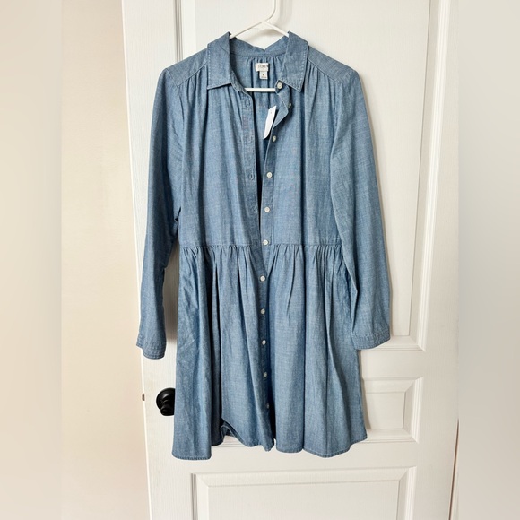 J. Crew Light Blue Chambray Shirt - Picture 2 of 5